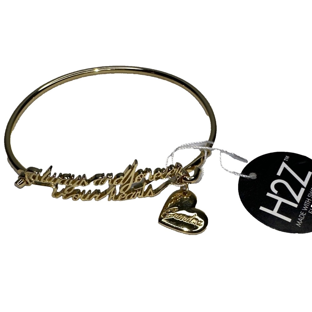 New Grandma Bracelet Always And Forever in our Hearts Dangle Gold Tone bangle